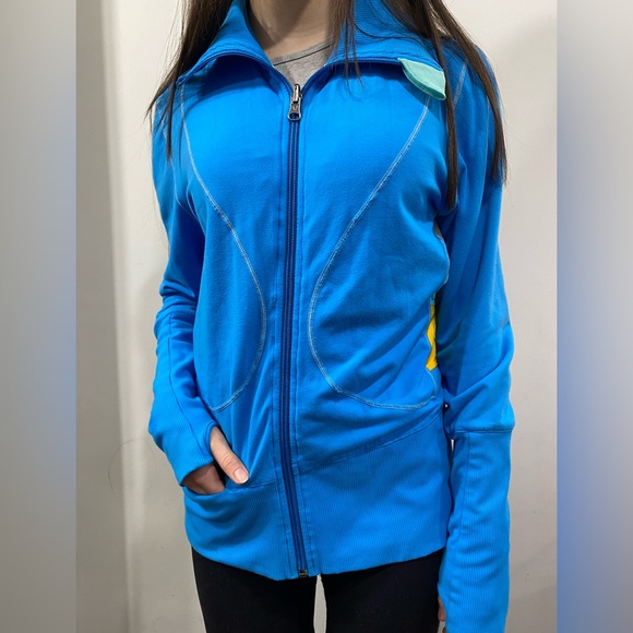 lululemon athletica Tops - Lululemon Reversible Raja Track Jacket in Blue size 8